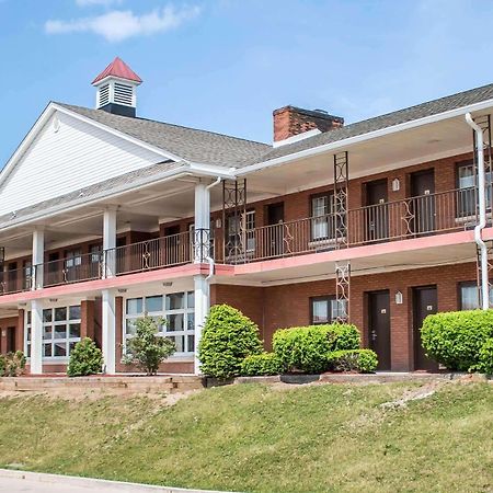 Econo Lodge Williamsport Eksteriør billede