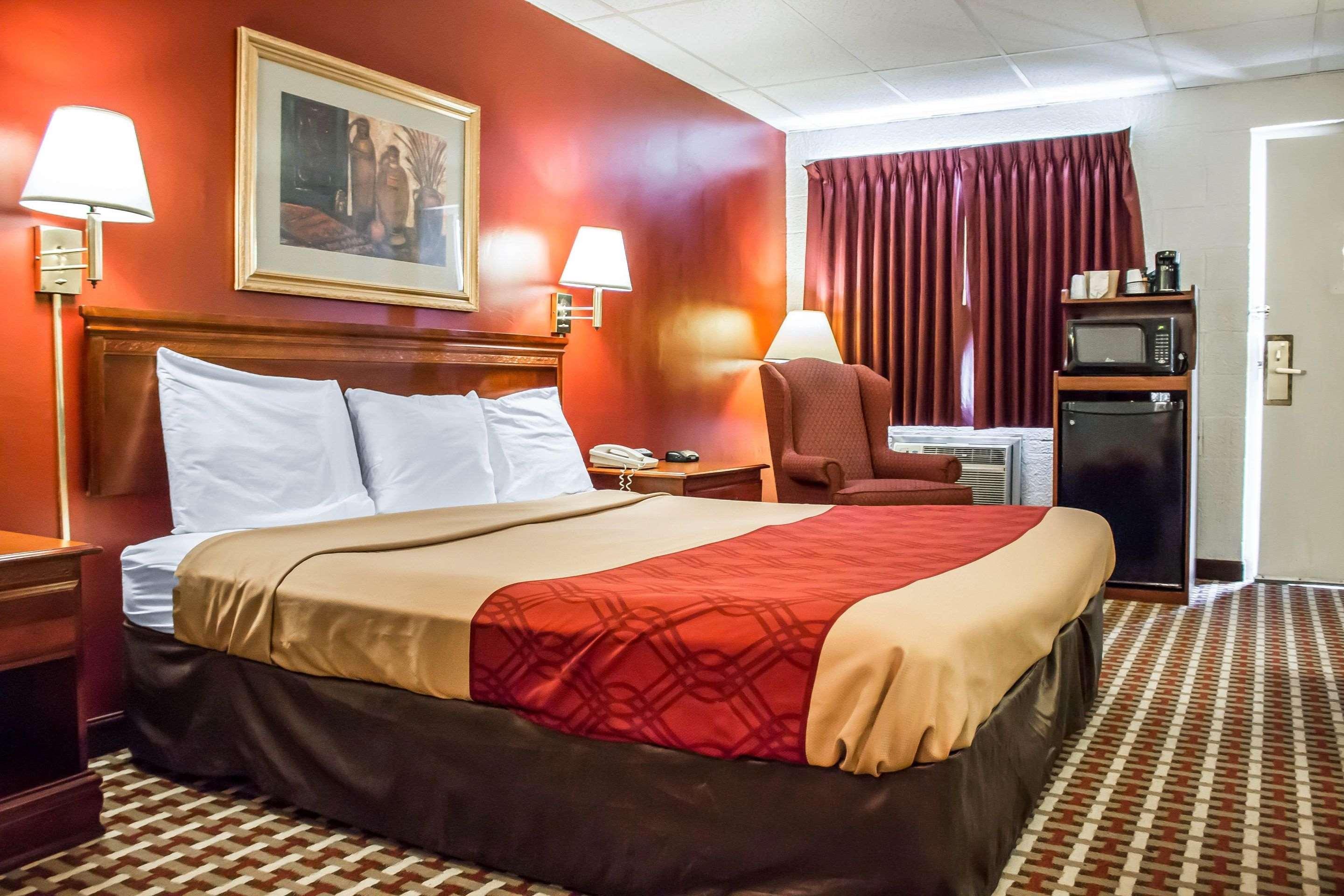 Econo Lodge Williamsport Eksteriør billede