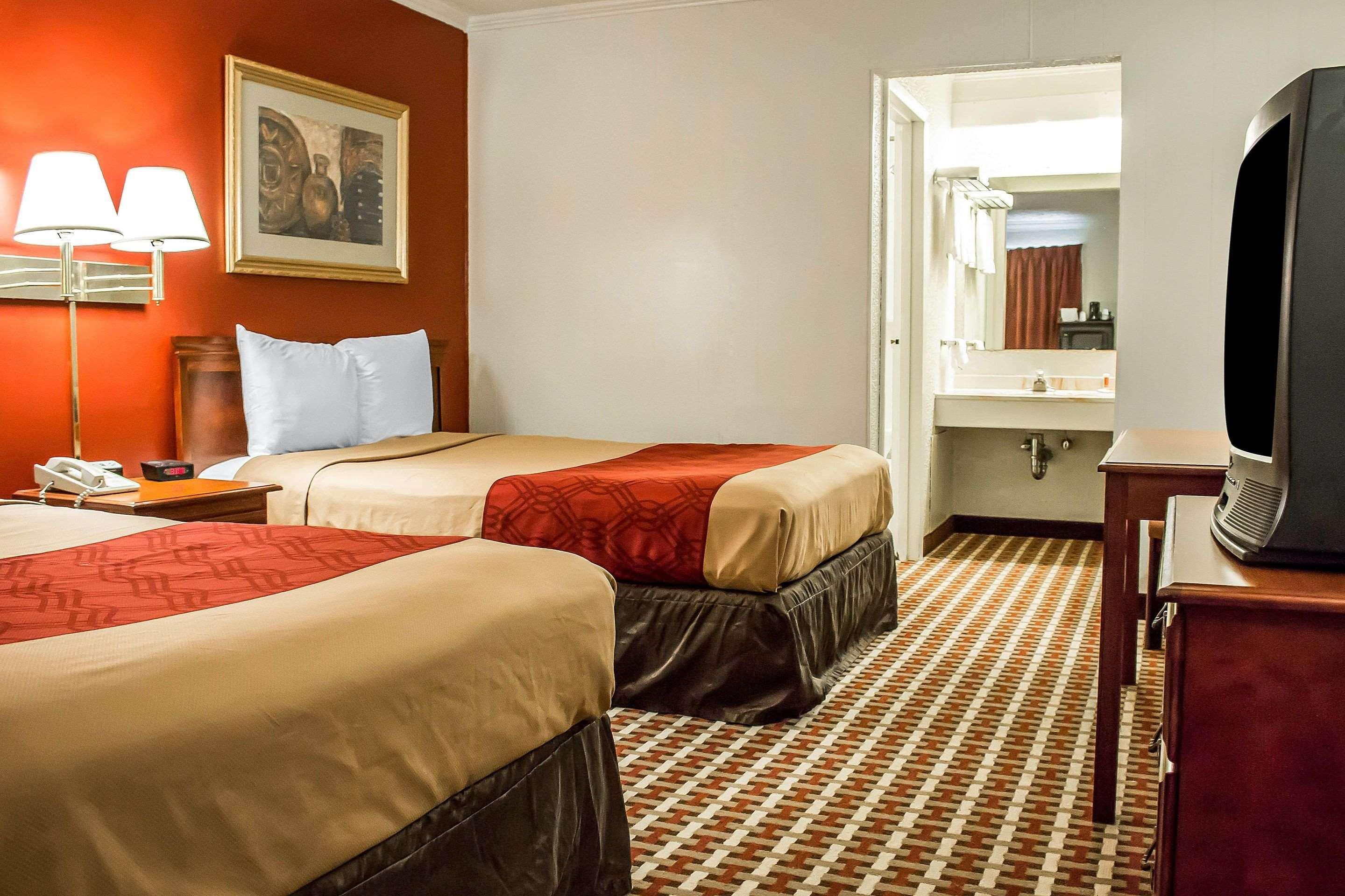 Econo Lodge Williamsport Eksteriør billede