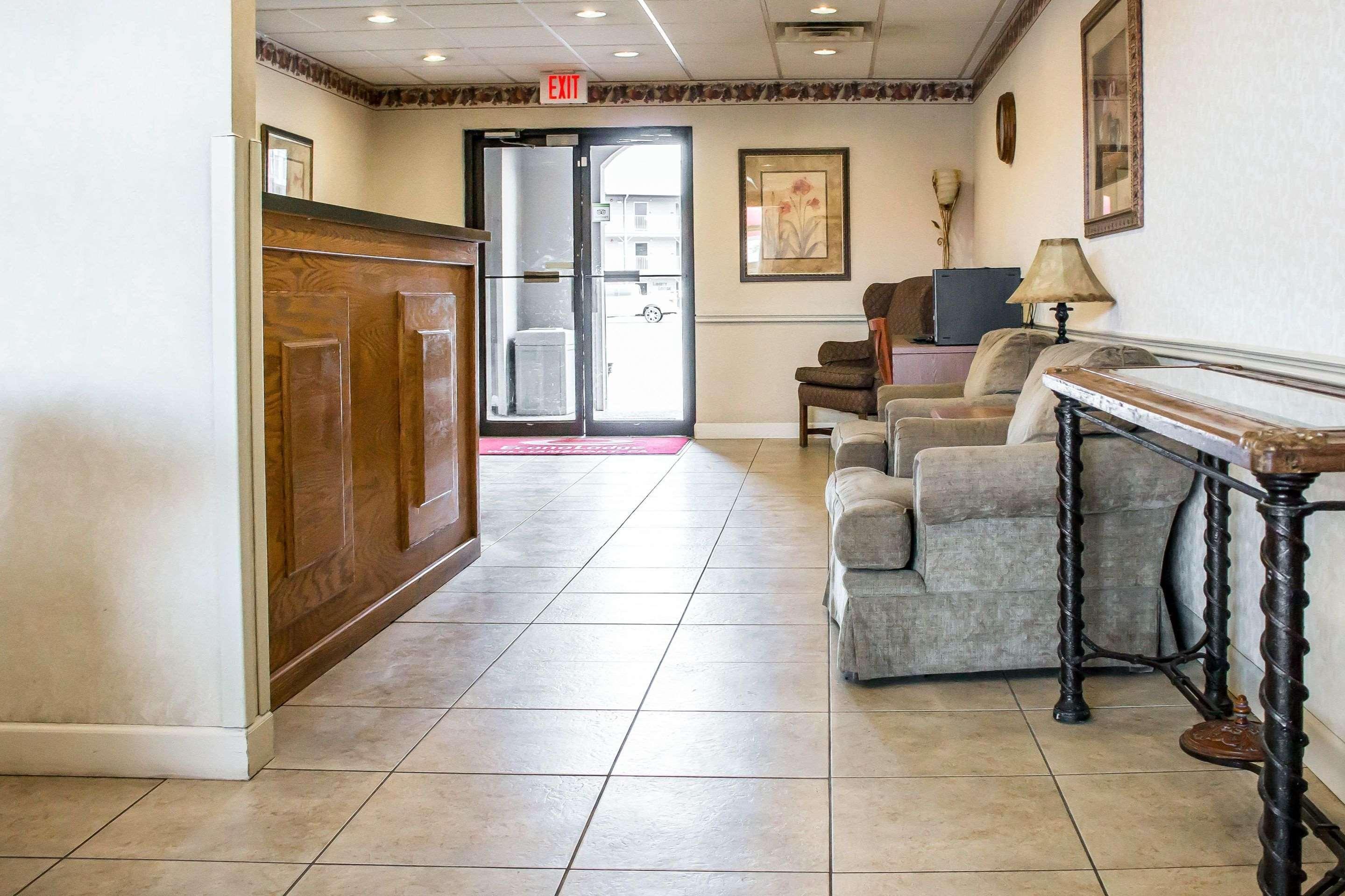 Econo Lodge Williamsport Eksteriør billede