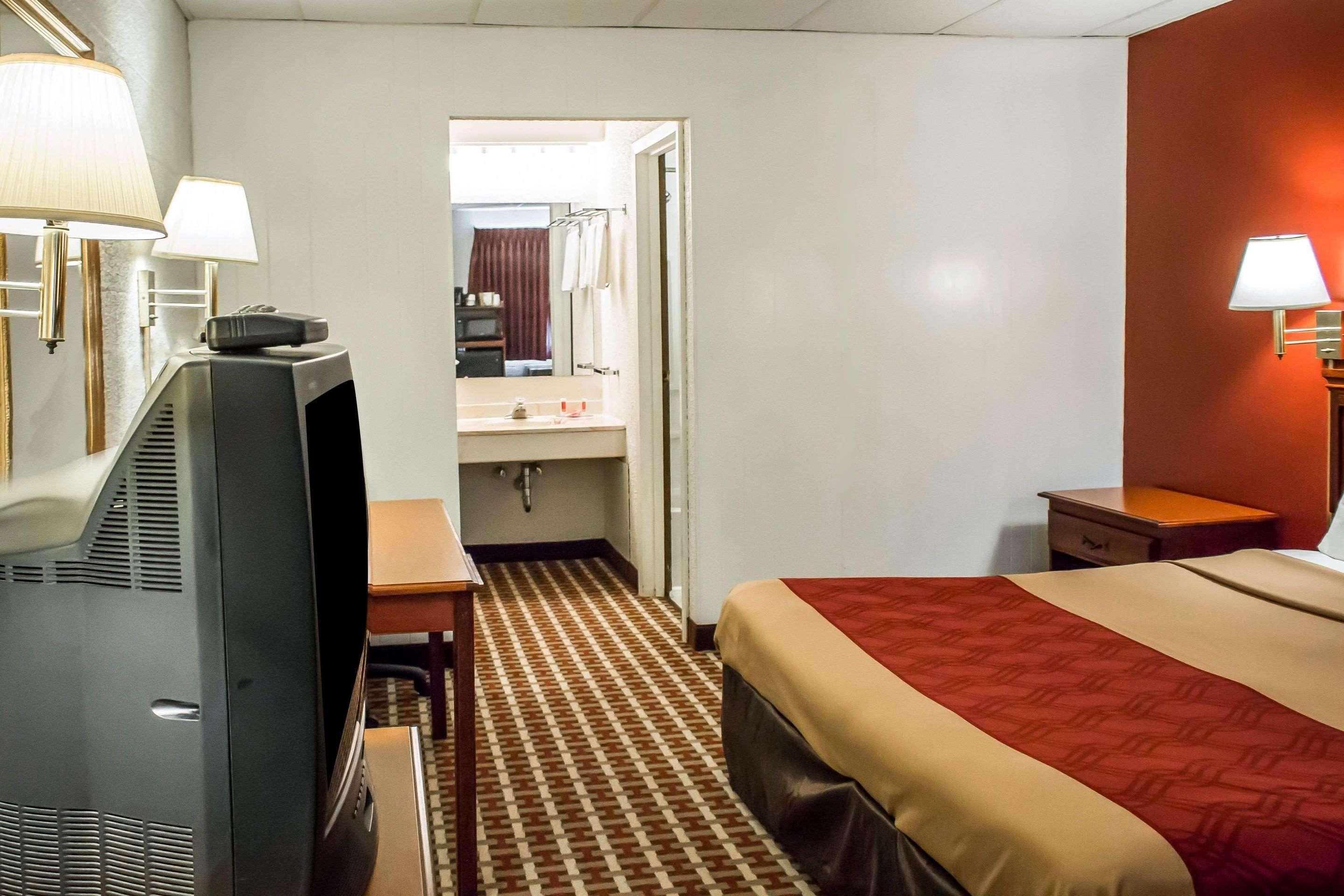 Econo Lodge Williamsport Eksteriør billede