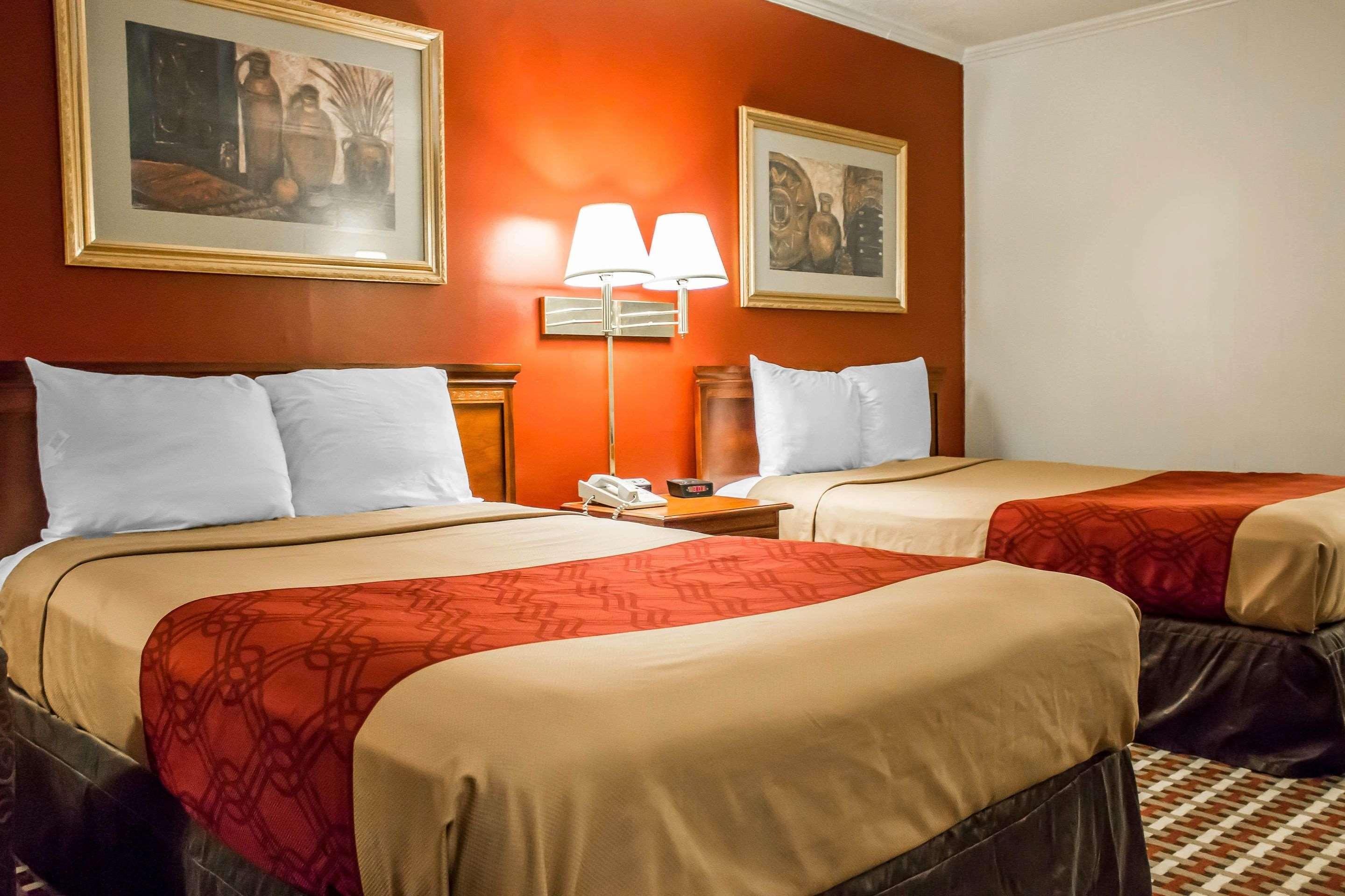 Econo Lodge Williamsport Eksteriør billede