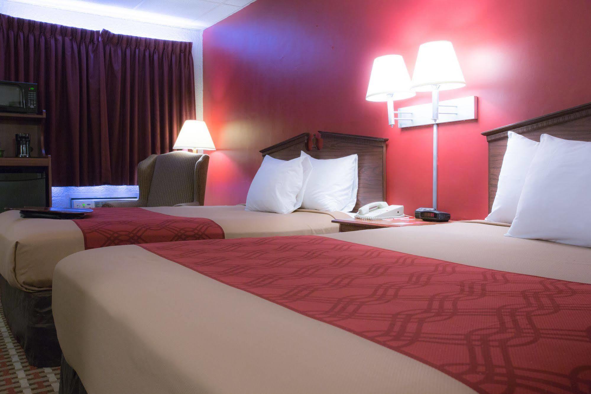 Econo Lodge Williamsport Eksteriør billede